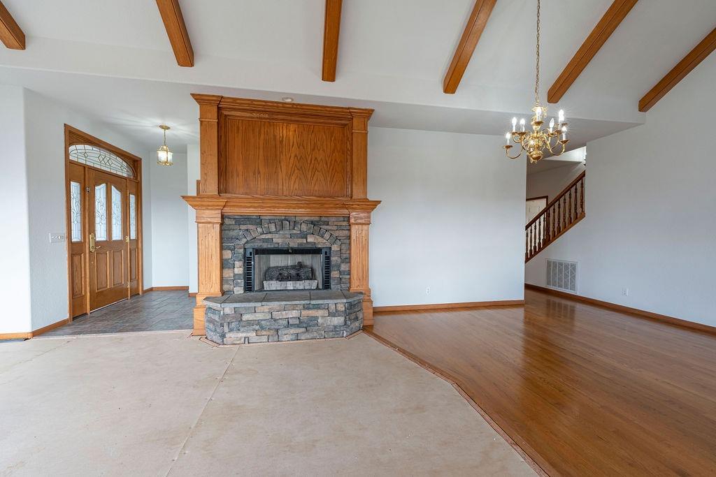 Detail Gallery Image 5 of 71 For 10246 Ranch Rd, Rough And Ready,  CA 95975 - 4 Beds | 3 Baths