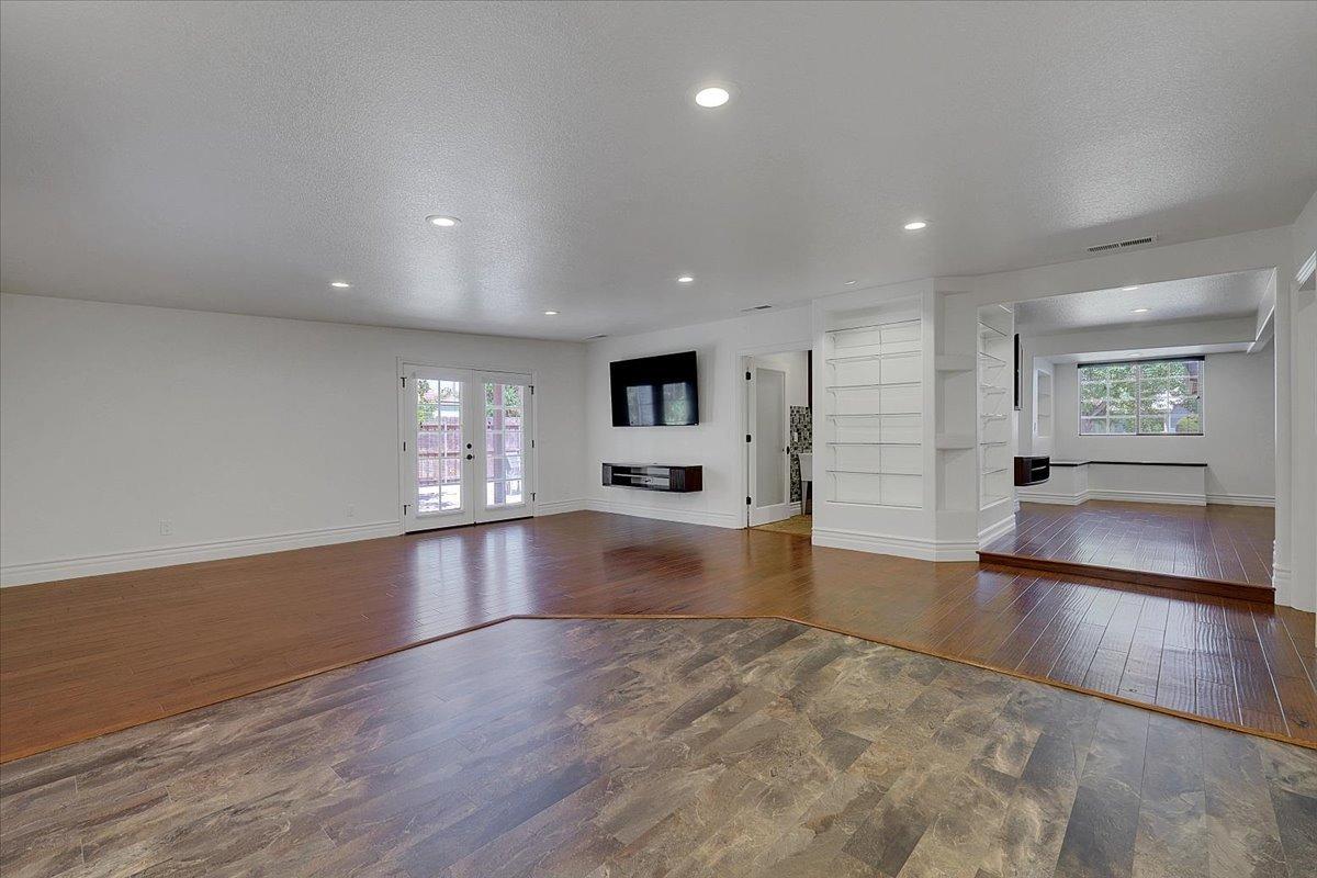 Detail Gallery Image 32 of 69 For 5078 Western Ave, Olivehurst,  CA 95961 - 3 Beds | 2 Baths