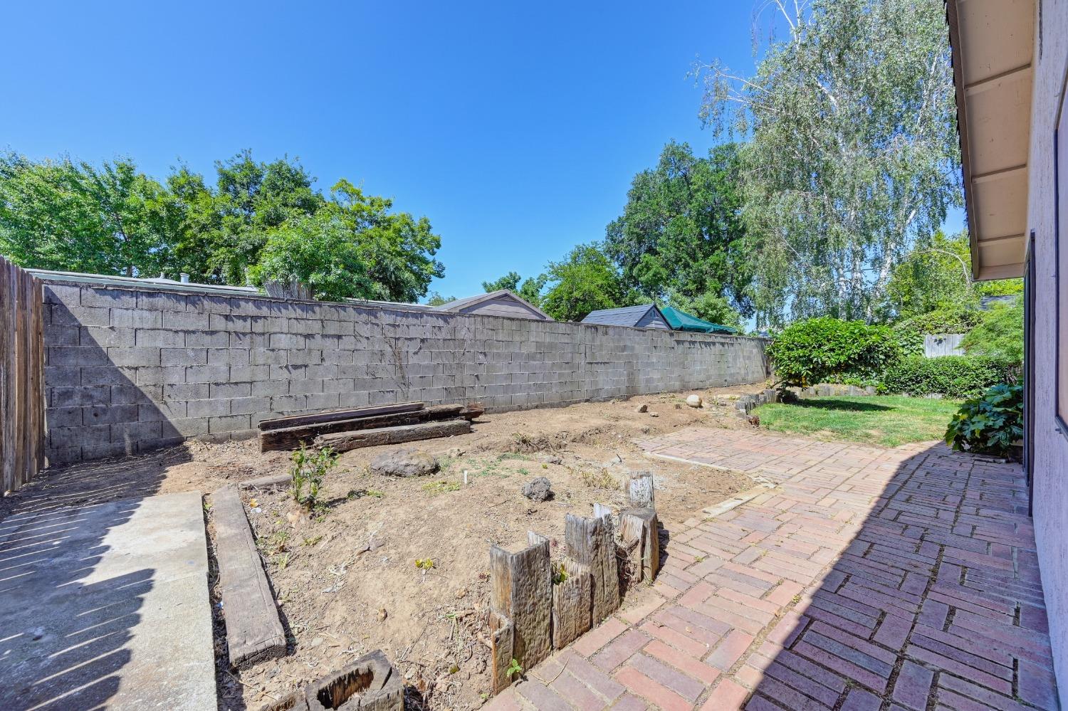Detail Gallery Image 62 of 69 For 2259 River Trails Cir, Rancho Cordova,  CA 95670 - 3 Beds | 2 Baths