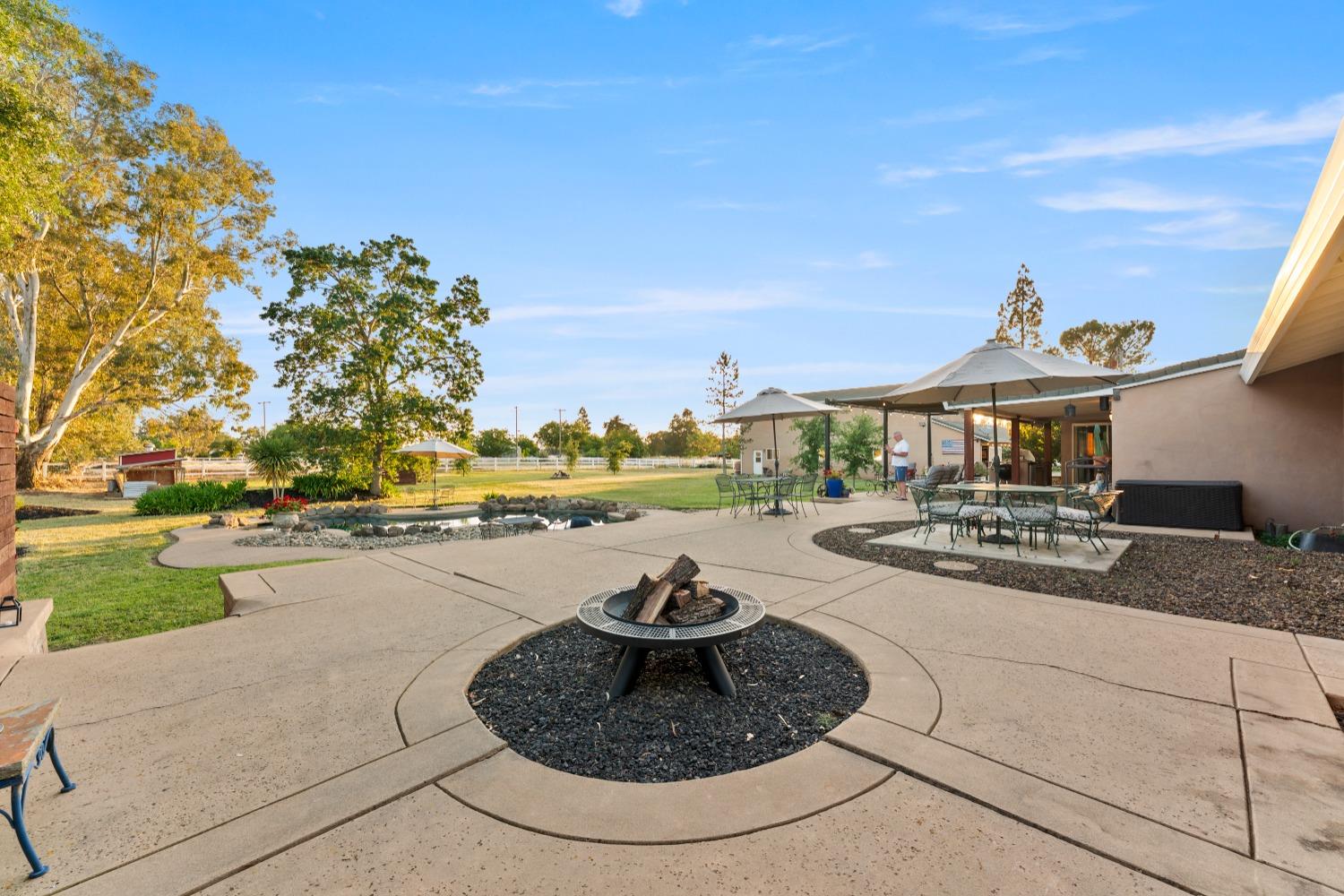 Detail Gallery Image 67 of 99 For 11750 Cresthill Dr, Elk Grove,  CA 95624 - 4 Beds | 2 Baths