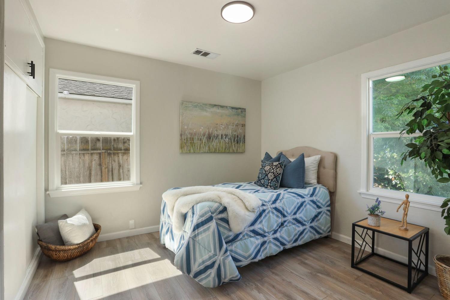 Detail Gallery Image 12 of 17 For 555 E Atlee St, Stockton,  CA 95204 - 2 Beds | 1 Baths
