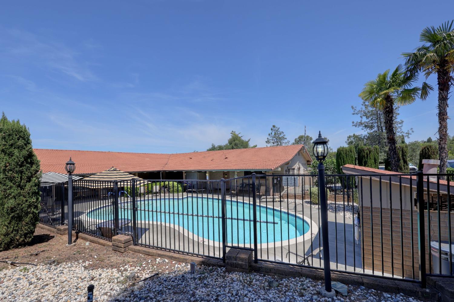 Detail Gallery Image 27 of 31 For 12180 Laurel Dr, Auburn,  CA 95603 - 3 Beds | 2 Baths