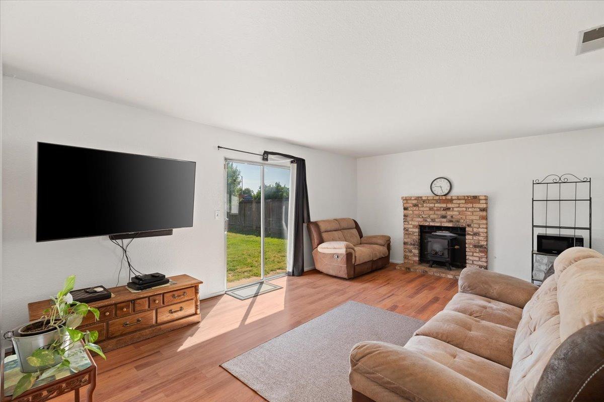 Detail Gallery Image 16 of 37 For 6030 Jackson Ave, Riverbank,  CA 95367 - 3 Beds | 2 Baths