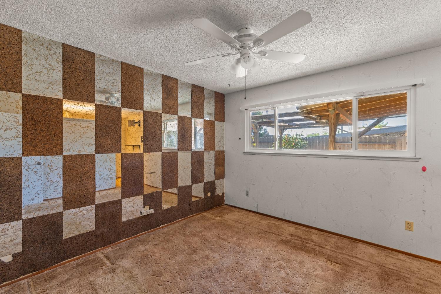 Detail Gallery Image 21 of 28 For 4246 Galbrath Dr, North Highlands,  CA 95660 - 4 Beds | 2 Baths