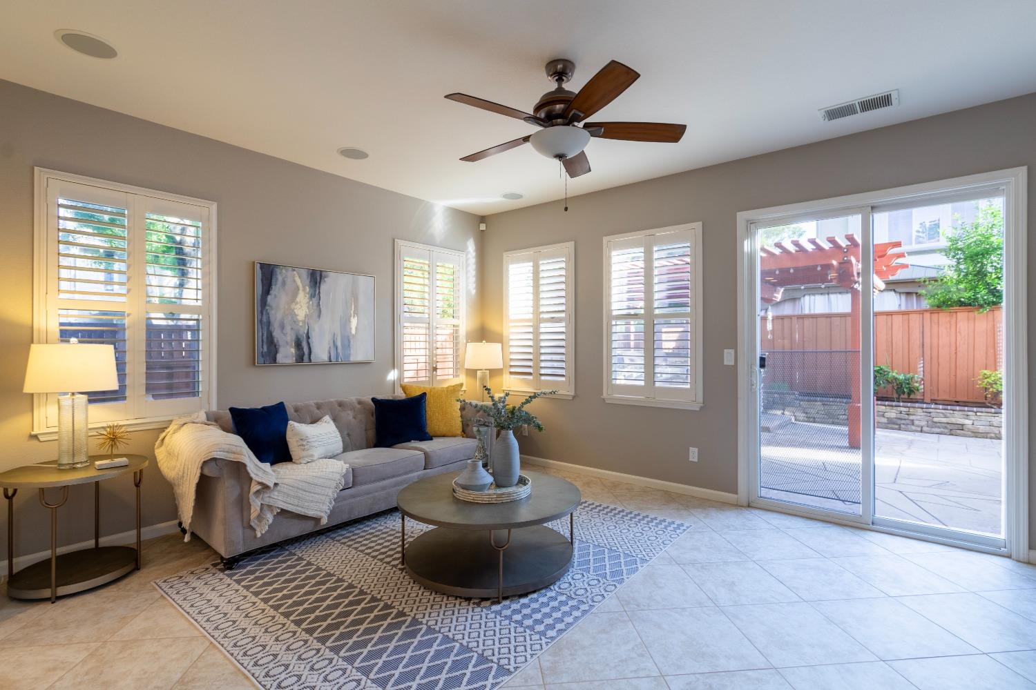 Detail Gallery Image 24 of 86 For 306 W Conejo Ave, Mountain House,  CA 95391 - 5 Beds | 4 Baths