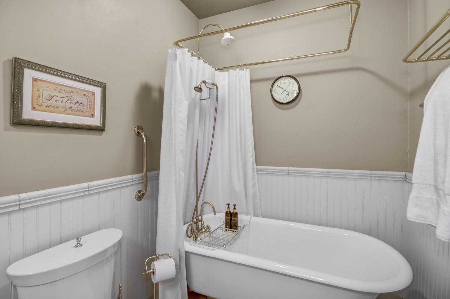Detail Gallery Image 53 of 73 For 3232 Norris Ave, Sacramento,  CA 95821 - 4 Beds | 3 Baths