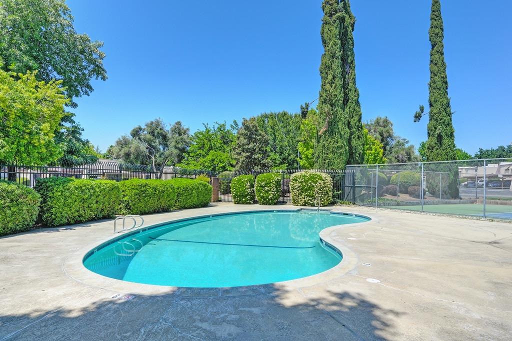 Detail Gallery Image 29 of 32 For 6018 via Casitas, Carmichael,  CA 95608 - 2 Beds | 1 Baths