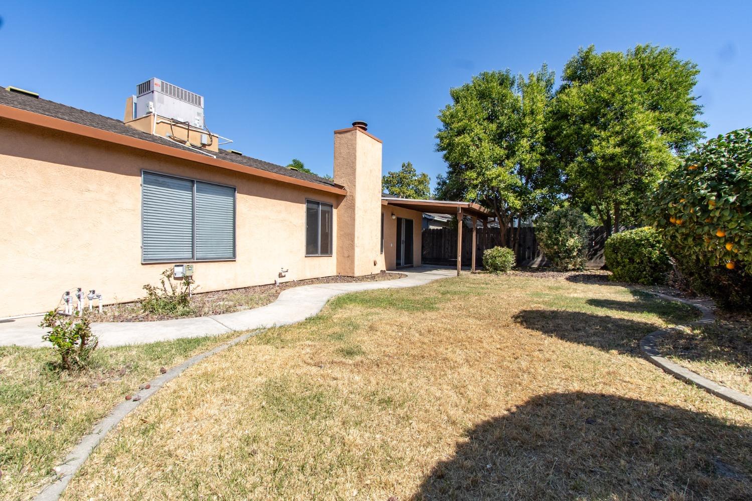 Detail Gallery Image 35 of 42 For 2000 Lincoln Oak Dr, Modesto,  CA 95355 - 3 Beds | 2 Baths