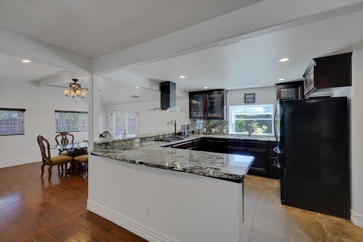 Detail Gallery Image 12 of 69 For 5078 Western Ave, Olivehurst,  CA 95961 - 3 Beds | 2 Baths