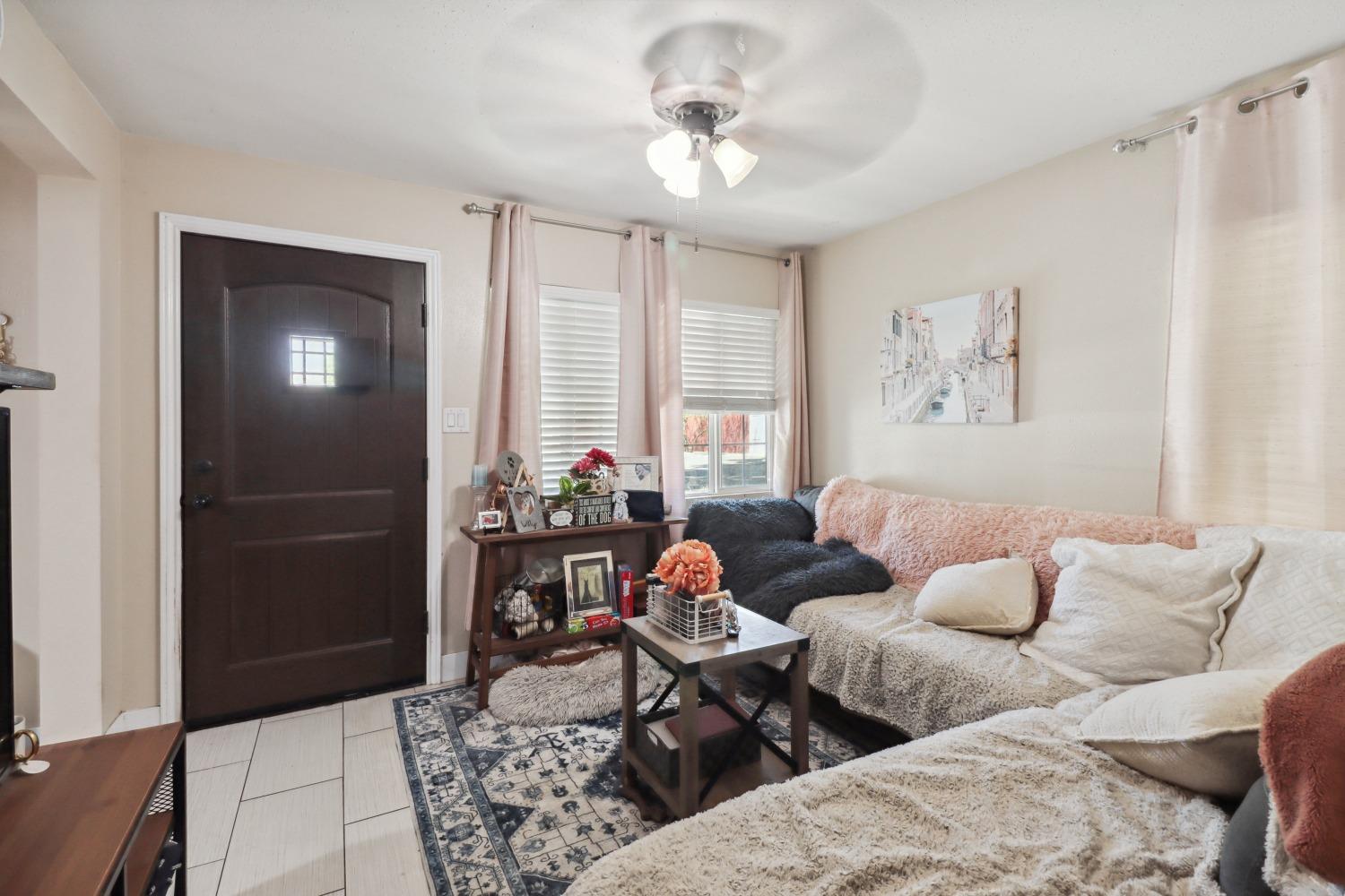 Detail Gallery Image 66 of 98 For 2590 S River Rd, West Sacramento,  CA 95691 - 3 Beds | 2/1 Baths