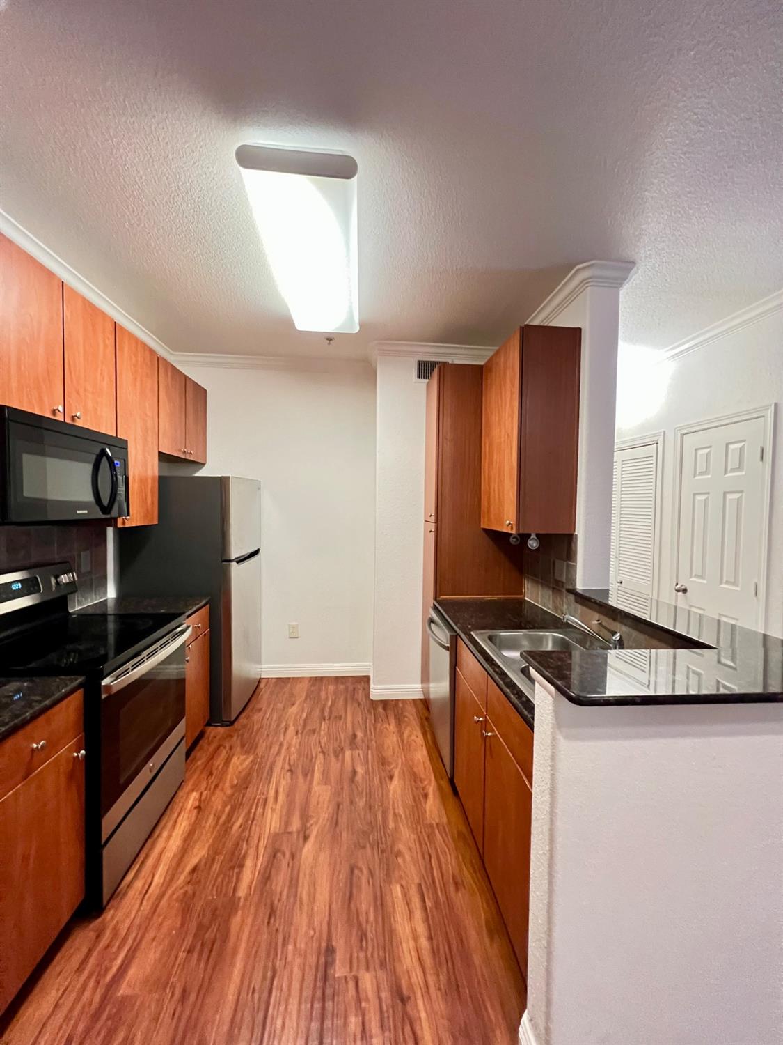 Detail Gallery Image 1 of 15 For 8434 Walerga Rd #124,  Antelope,  CA 95843 - 2 Beds | 2 Baths