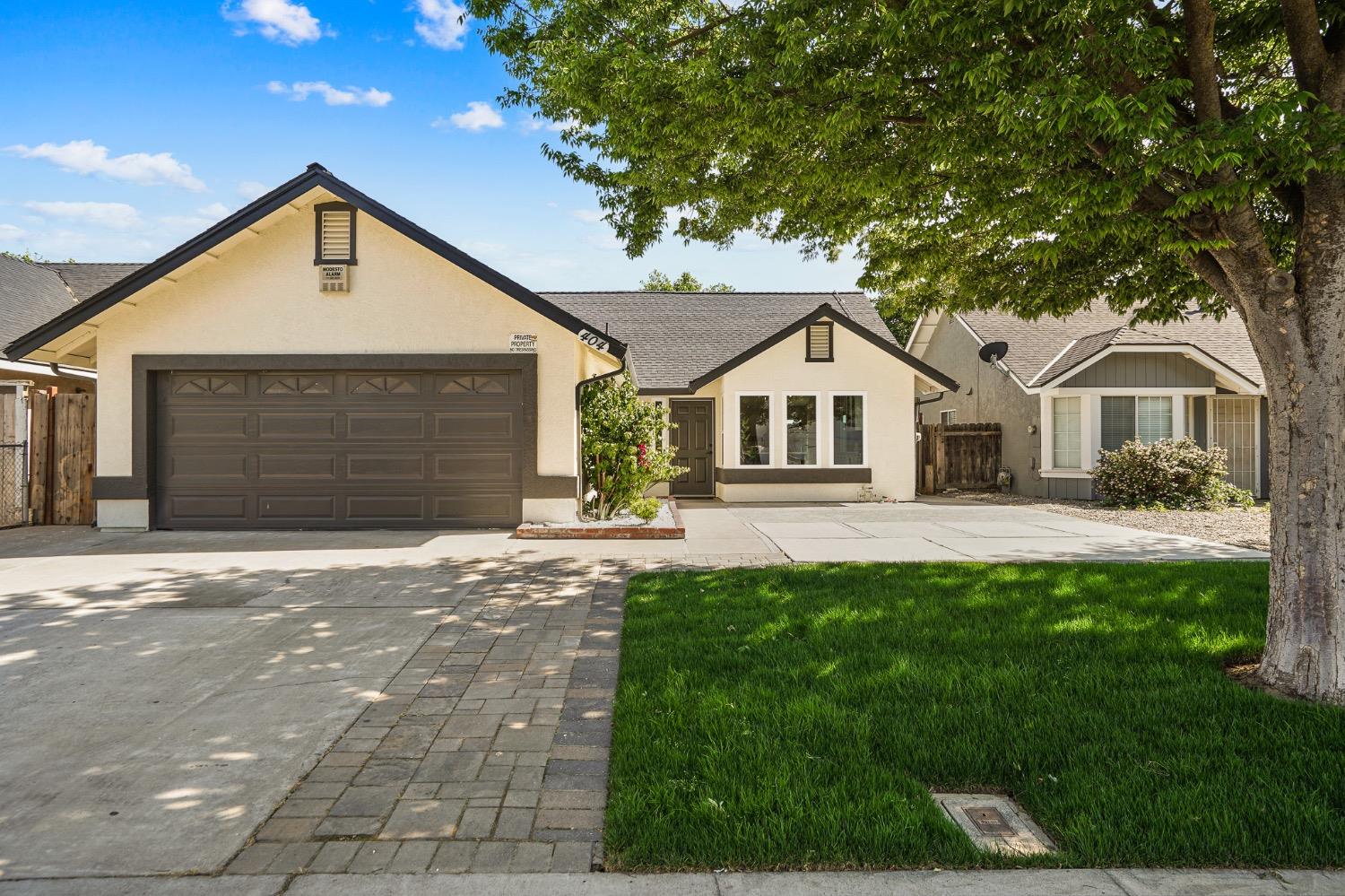 Detail Gallery Image 1 of 39 For 404 Kirbys Mill Dr, Modesto,  CA 95358 - 3 Beds | 2 Baths