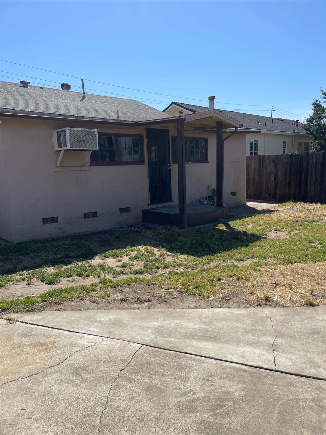 Detail Gallery Image 16 of 23 For 3537 West Ln, Stockton,  CA 95204 - 2 Beds | 1 Baths
