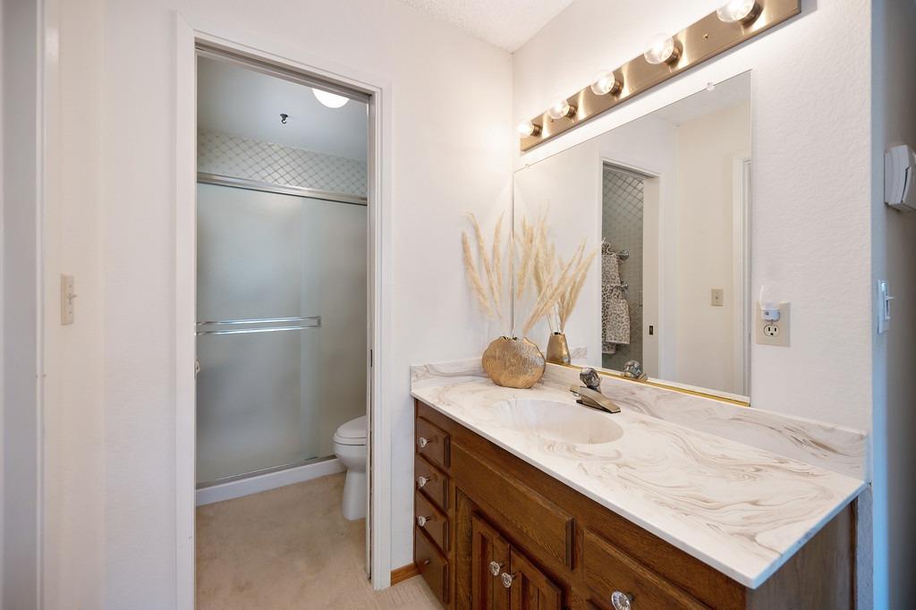 Detail Gallery Image 26 of 65 For 7600 Woodland Ln, Fair Oaks,  CA 95628 - 5 Beds | 3 Baths