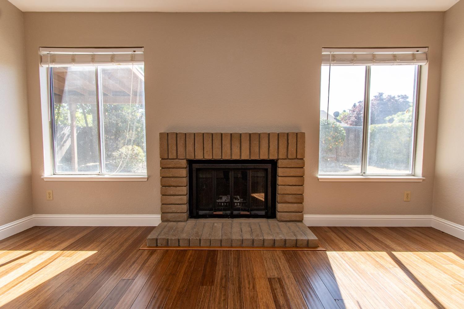 Detail Gallery Image 12 of 42 For 2000 Lincoln Oak Dr, Modesto,  CA 95355 - 3 Beds | 2 Baths