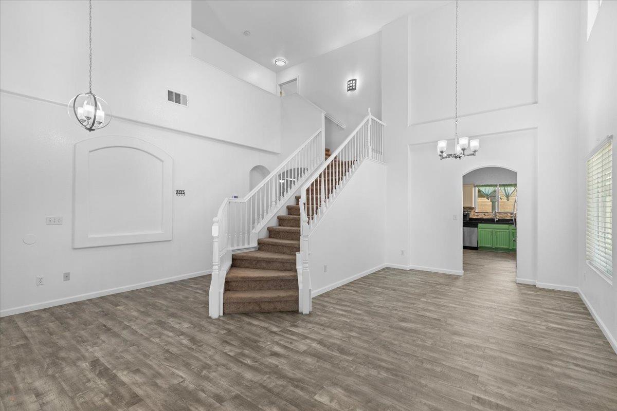 Detail Gallery Image 9 of 48 For 3129 Sonata Cir, Stockton,  CA 95212 - 4 Beds | 2/1 Baths