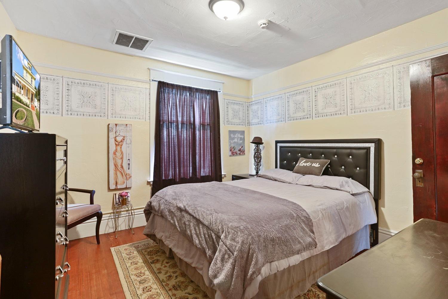 Detail Gallery Image 30 of 52 For 625 E Pine St, Lodi,  CA 95240 - 4 Beds | 2 Baths