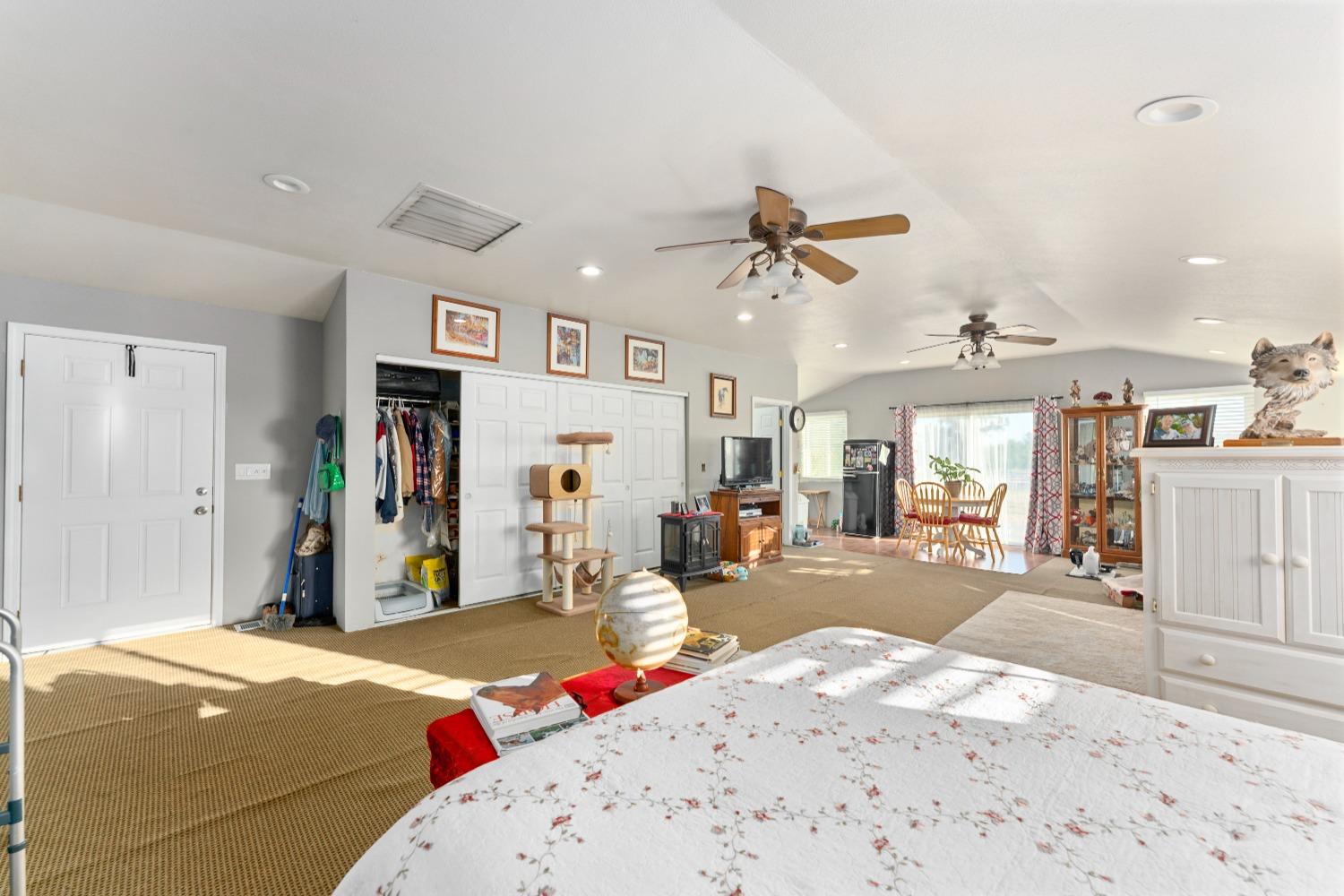 Detail Gallery Image 49 of 99 For 11750 Cresthill Dr, Elk Grove,  CA 95624 - 4 Beds | 2 Baths