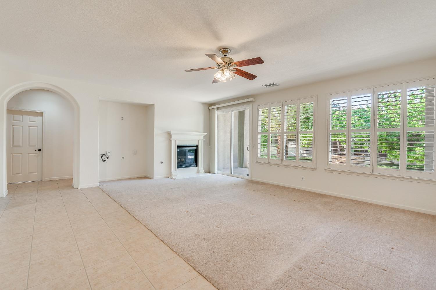 Detail Gallery Image 19 of 77 For 2080 Maximillian Ct, Los Banos,  CA 93635 - 4 Beds | 2/1 Baths
