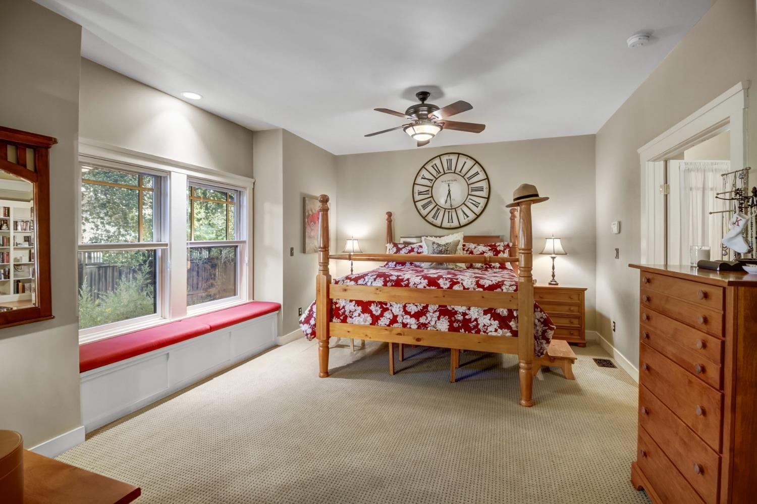 Detail Gallery Image 27 of 73 For 3232 Norris Ave, Sacramento,  CA 95821 - 4 Beds | 3 Baths