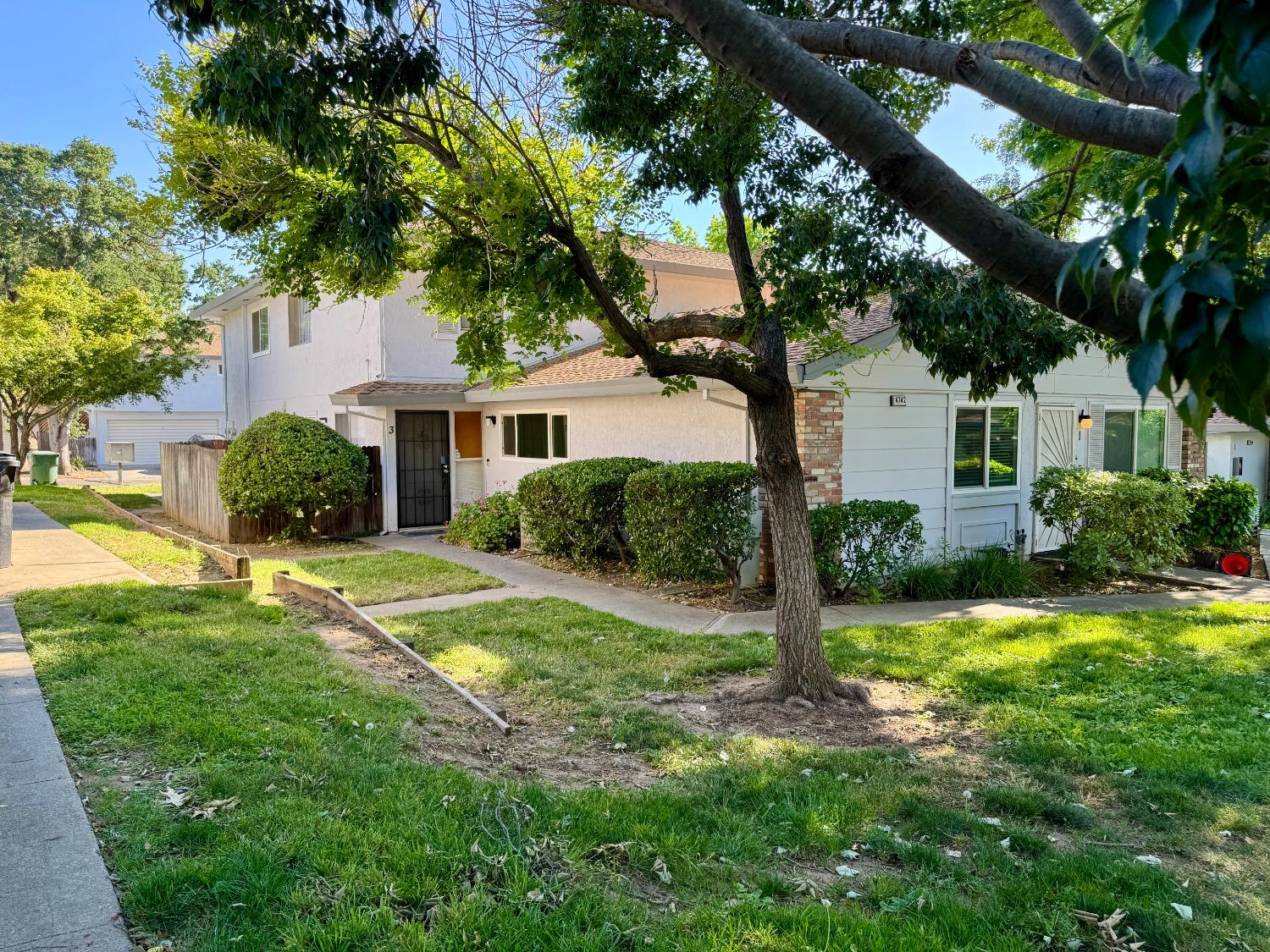 Detail Gallery Image 37 of 53 For 4742 Greenholme Dr #3,  Sacramento,  CA 95842 - 2 Beds | 1 Baths