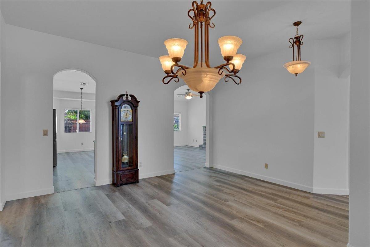 Detail Gallery Image 7 of 46 For 9668 Harvest View Way, Sacramento,  CA 95827 - 3 Beds | 2 Baths