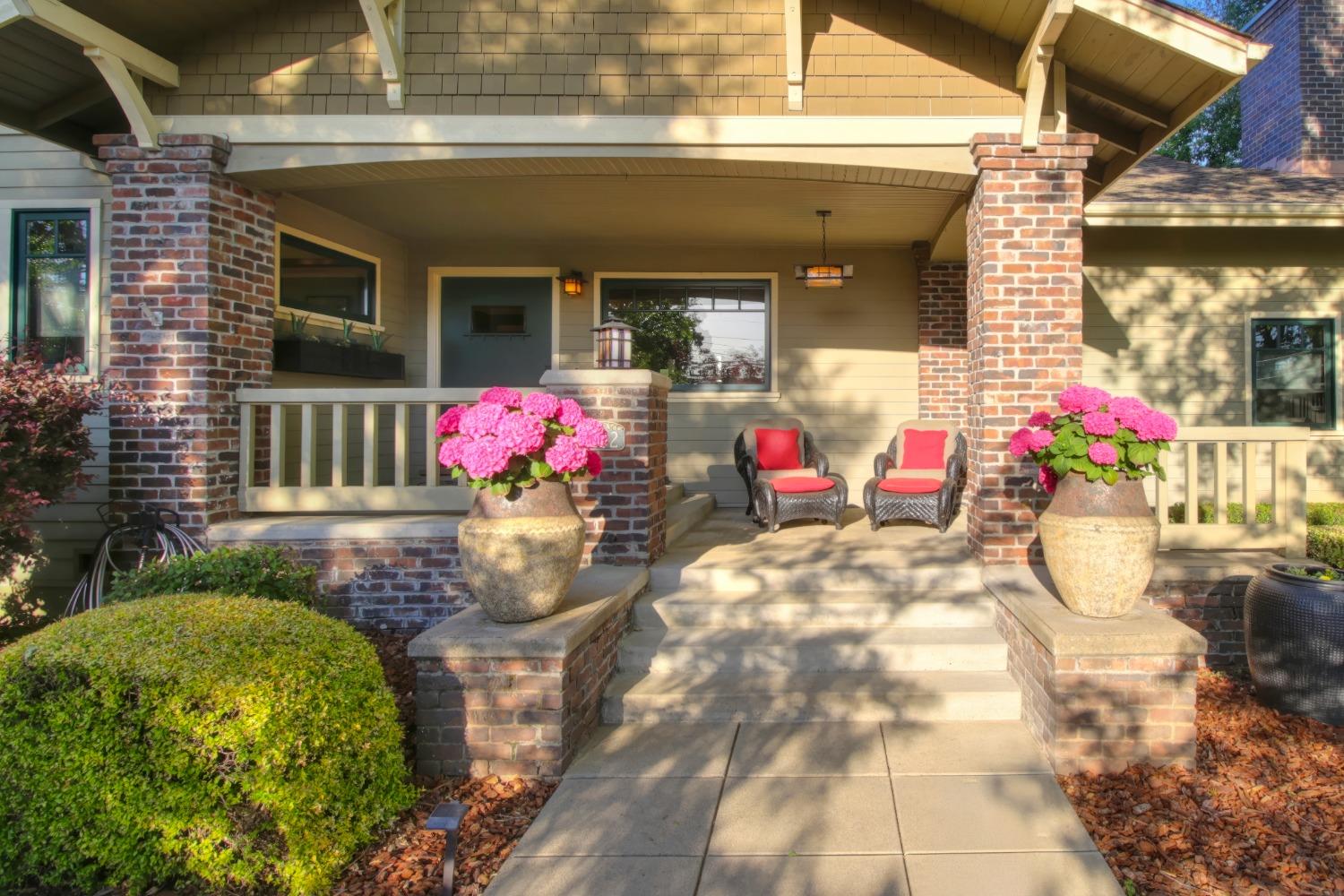 Detail Gallery Image 7 of 73 For 3232 Norris Ave, Sacramento,  CA 95821 - 4 Beds | 3 Baths