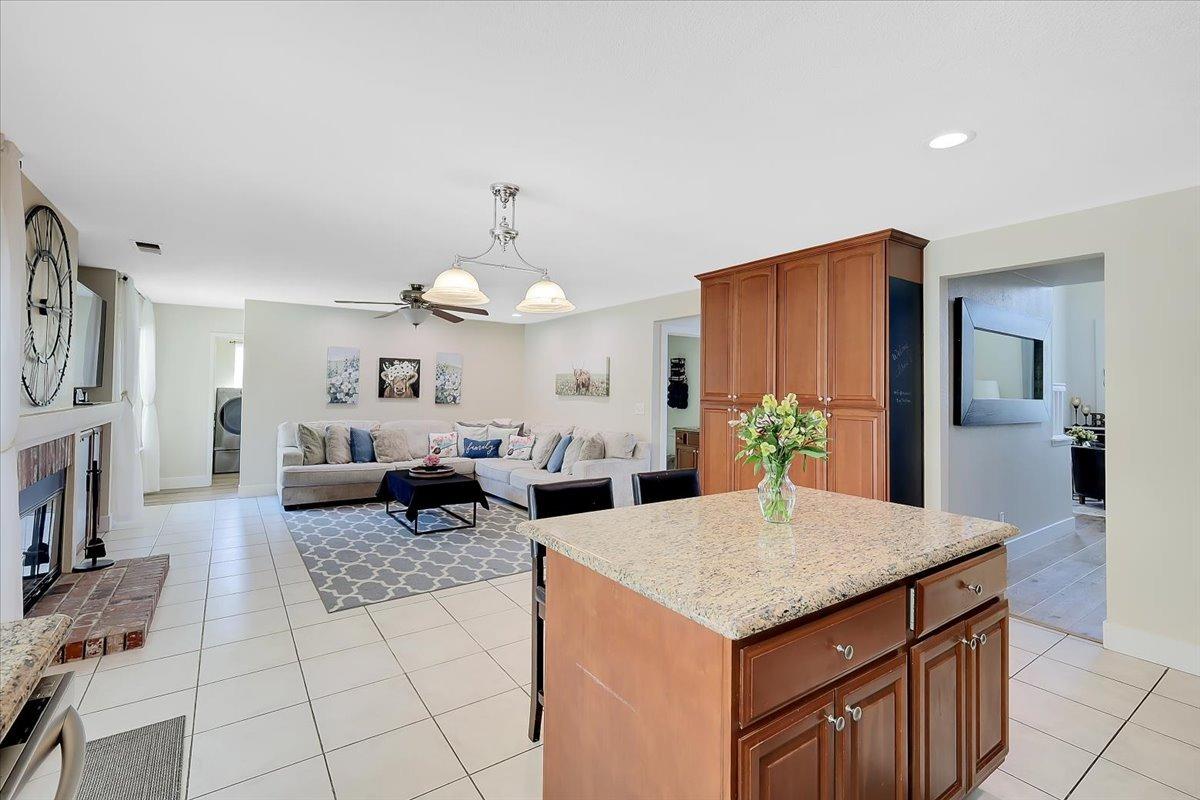 Detail Gallery Image 31 of 93 For 516 Radisson Dr, Yuba City,  CA 95991 - 5 Beds | 3 Baths