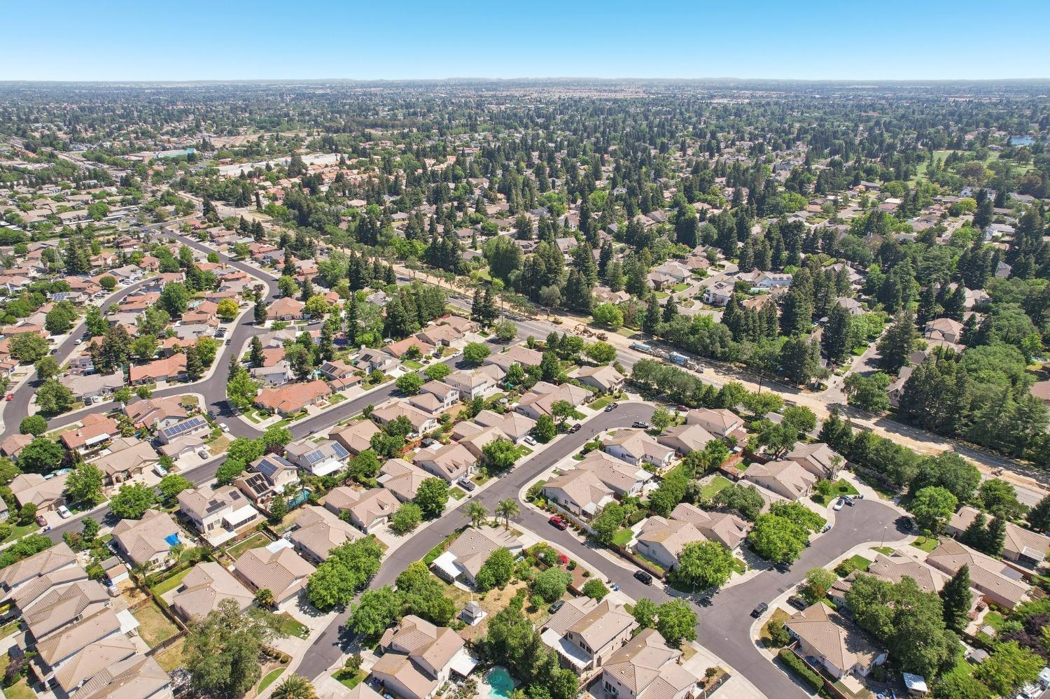 Detail Gallery Image 27 of 37 For 9424 Cristo Way, Elk Grove,  CA 95758 - 5 Beds | 3/1 Baths