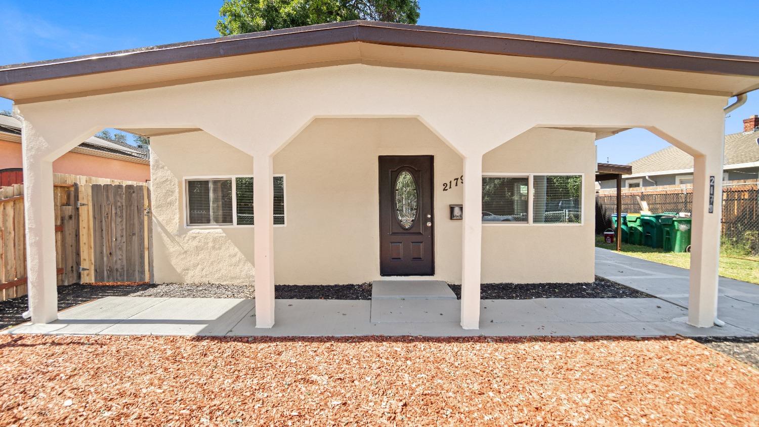 E Myrtle Street, Stockton, California image 16