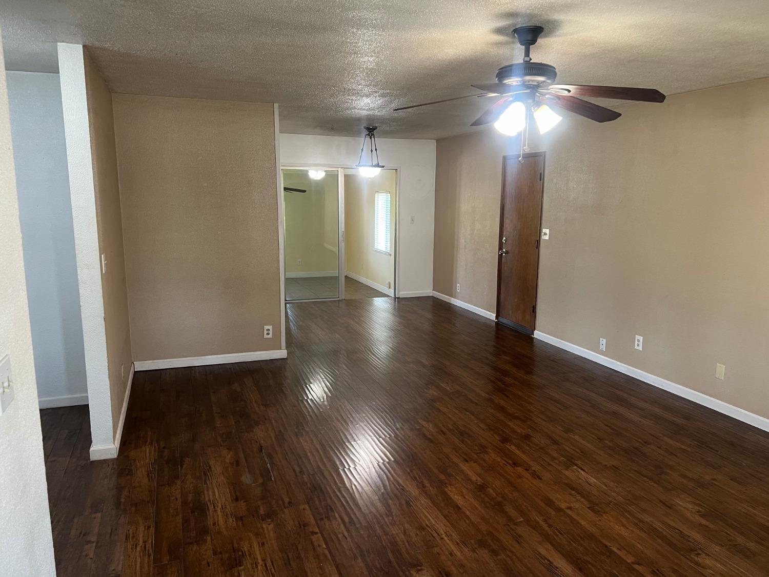 Detail Gallery Image 7 of 21 For 3437 Geer Rd, Modesto,  CA 95326 - 3 Beds | 2 Baths
