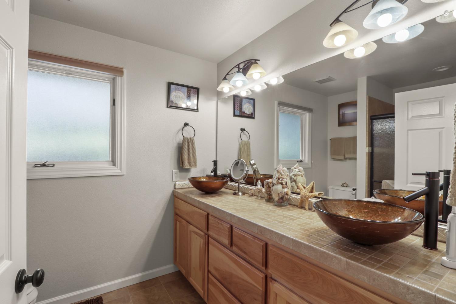Detail Gallery Image 40 of 68 For 120 Clunie Dr, Sacramento,  CA 95864 - 4 Beds | 3/1 Baths