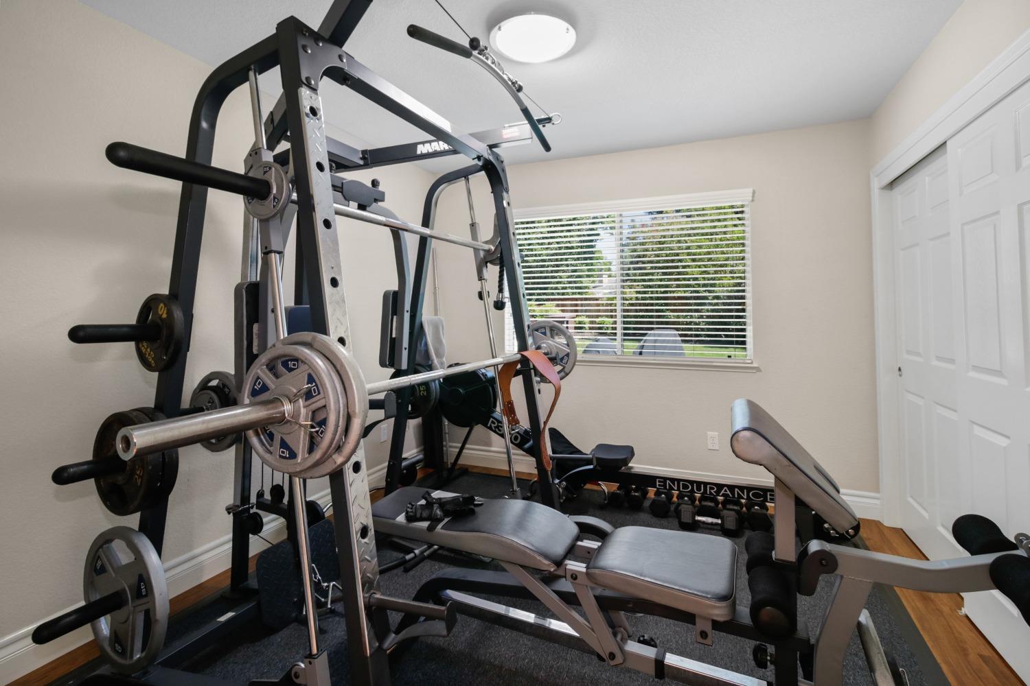 Detail Gallery Image 28 of 38 For 9527 Lake Park Ln, Elk Grove,  CA 95758 - 3 Beds | 2 Baths