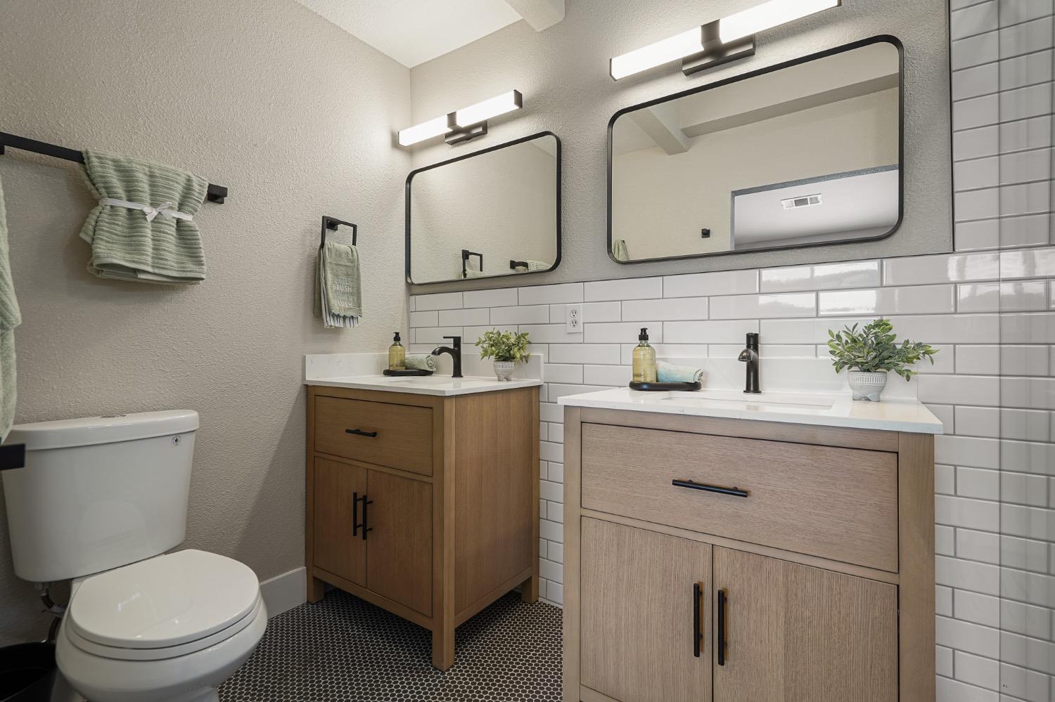 Detail Gallery Image 27 of 39 For 404 Kirbys Mill Dr, Modesto,  CA 95358 - 3 Beds | 2 Baths