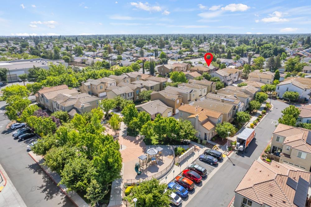 Detail Gallery Image 48 of 51 For 7885 Monaldo Walk, Sacramento,  CA 95823 - 3 Beds | 2/1 Baths