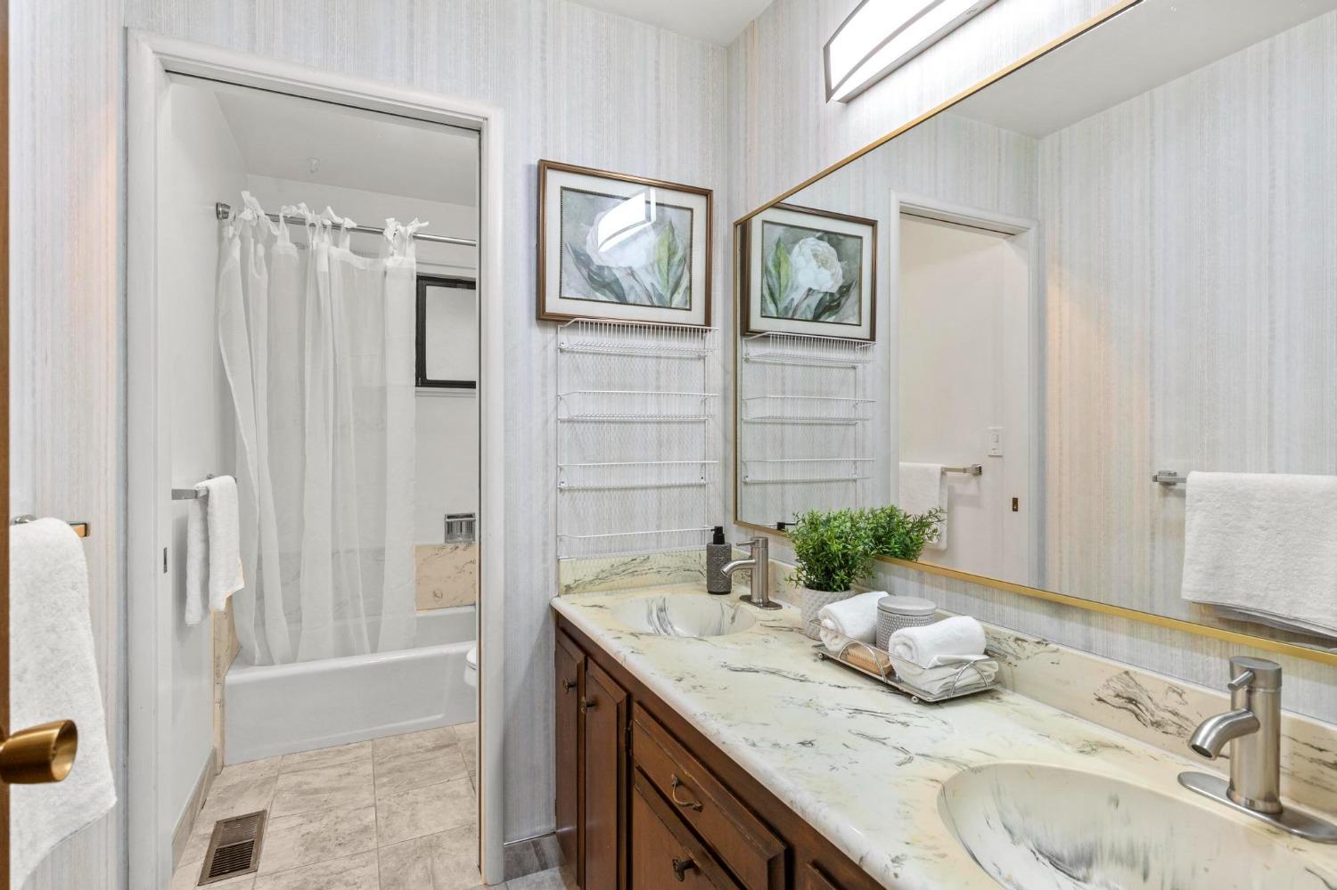 Detail Gallery Image 24 of 42 For 1056 Parkhill St, Colusa,  CA 95932 - 4 Beds | 2/1 Baths