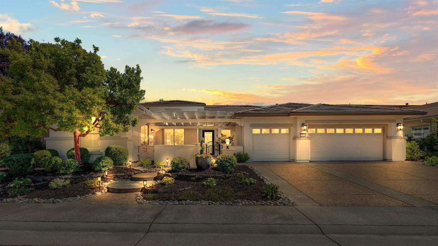 Detail Gallery Image 1 of 61 For 839 Wagon Wheel Ln, Lincoln,  CA 95648 - 2 Beds | 2/1 Baths