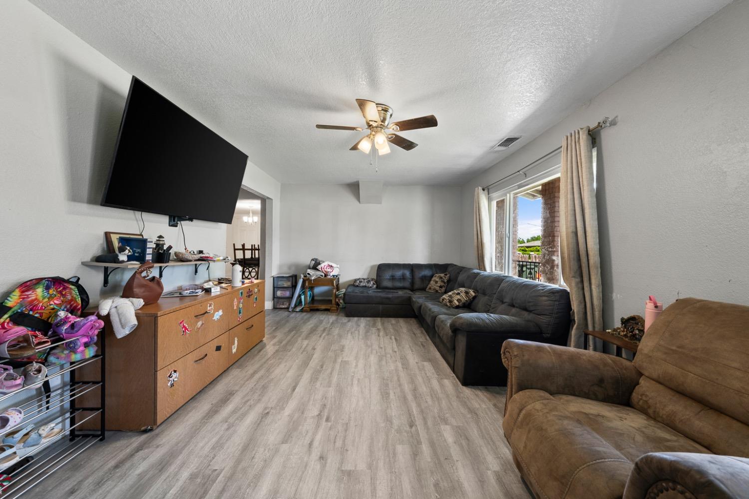 Detail Gallery Image 12 of 42 For 1013 Jay St, Olivehurst,  CA 95961 - 3 Beds | 2 Baths