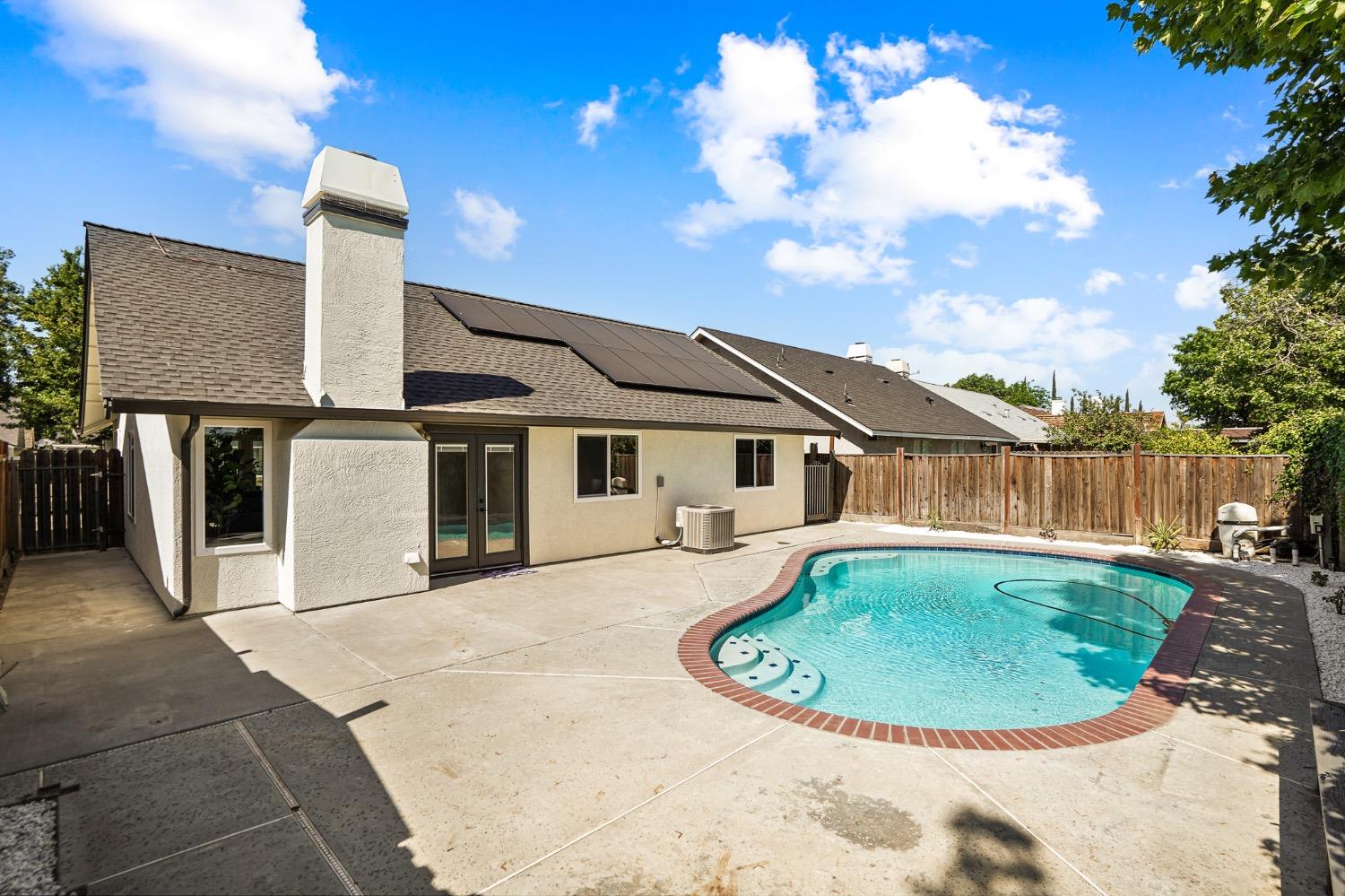 Detail Gallery Image 37 of 39 For 404 Kirbys Mill Dr, Modesto,  CA 95358 - 3 Beds | 2 Baths