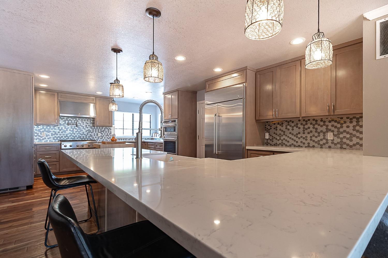 Detail Gallery Image 3 of 33 For 9925 Poppy Hills Dr, Oakdale,  CA 95361 - 4 Beds | 2 Baths