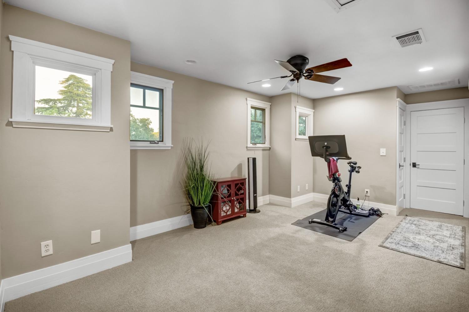 Detail Gallery Image 57 of 73 For 3232 Norris Ave, Sacramento,  CA 95821 - 4 Beds | 3 Baths