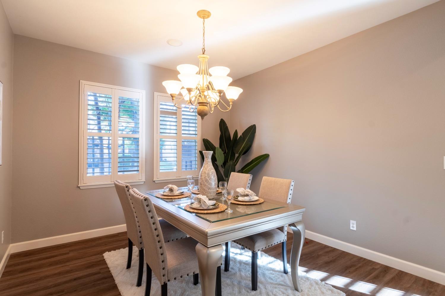 Detail Gallery Image 16 of 86 For 306 W Conejo Ave, Mountain House,  CA 95391 - 5 Beds | 4 Baths