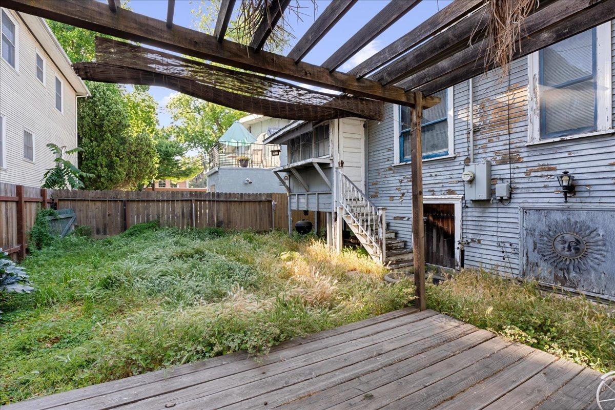 Detail Gallery Image 22 of 28 For 2504 N St, Sacramento,  CA 95816 - 3 Beds | 1 Baths