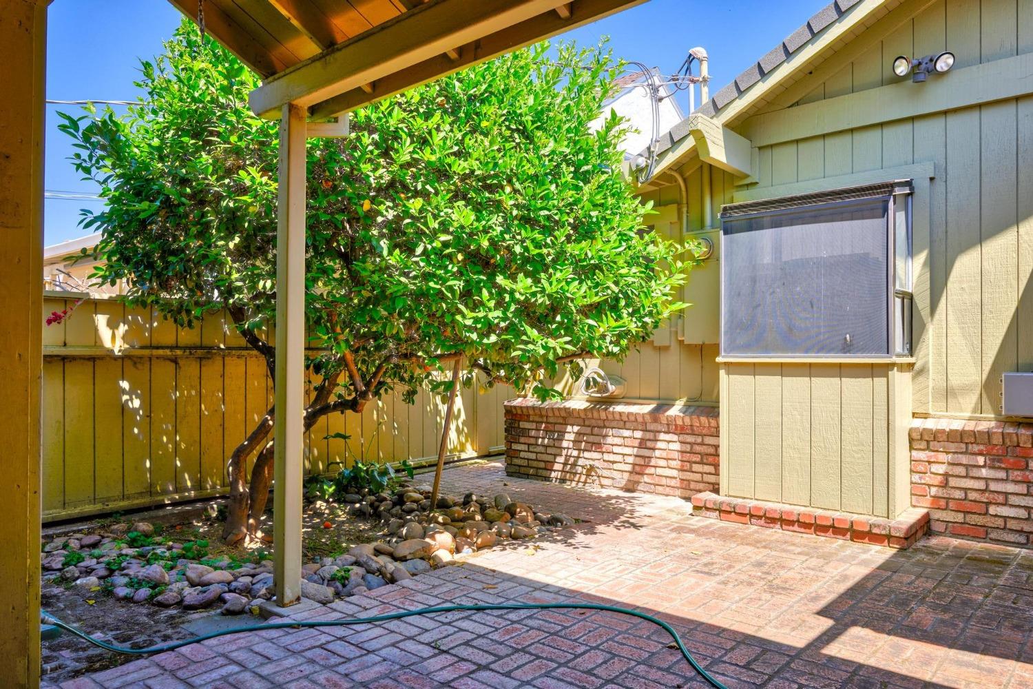 Detail Gallery Image 29 of 53 For 211 N Maple, Manteca,  CA 95336 - 3 Beds | 1 Baths