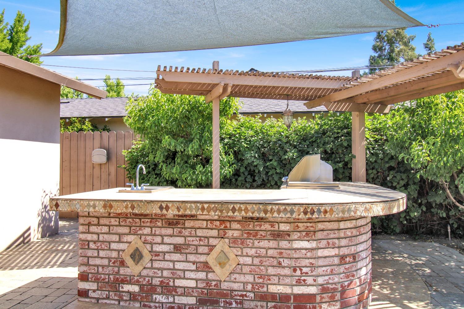 Detail Gallery Image 16 of 44 For 2805 Sheffield Ln, Modesto,  CA 95350 - 3 Beds | 2 Baths