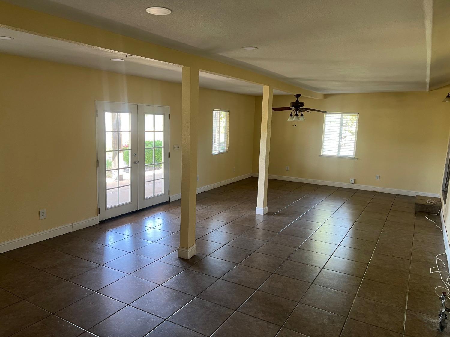 Detail Gallery Image 11 of 21 For 3437 Geer Rd, Modesto,  CA 95326 - 3 Beds | 2 Baths