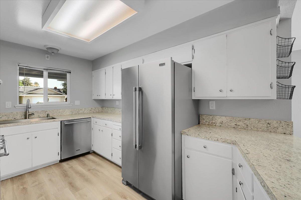Detail Gallery Image 11 of 35 For 512 Carroll St, Yuba City,  CA 95991 - 3 Beds | 2 Baths