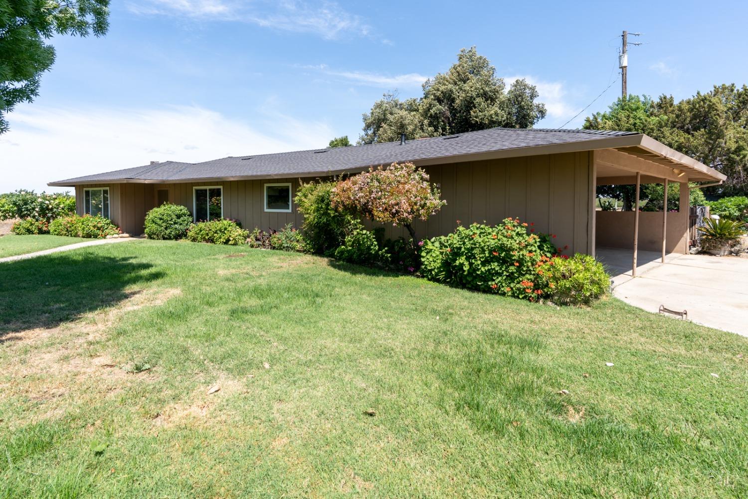 Detail Gallery Image 8 of 61 For 3789 State Highway 33, Gustine,  CA 95322 - 3 Beds | 2/1 Baths