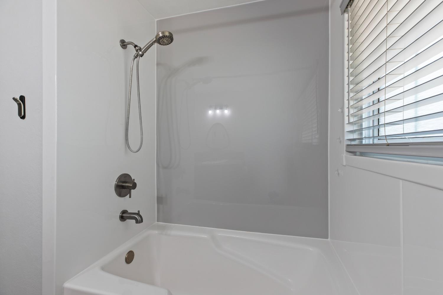 Detail Gallery Image 25 of 34 For 2621 Casita Dr, Modesto,  CA 95355 - 3 Beds | 2 Baths
