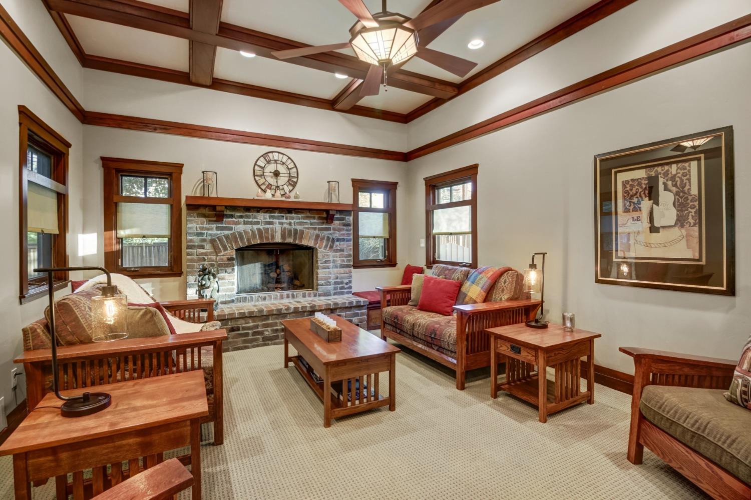 Detail Gallery Image 14 of 73 For 3232 Norris Ave, Sacramento,  CA 95821 - 4 Beds | 3 Baths